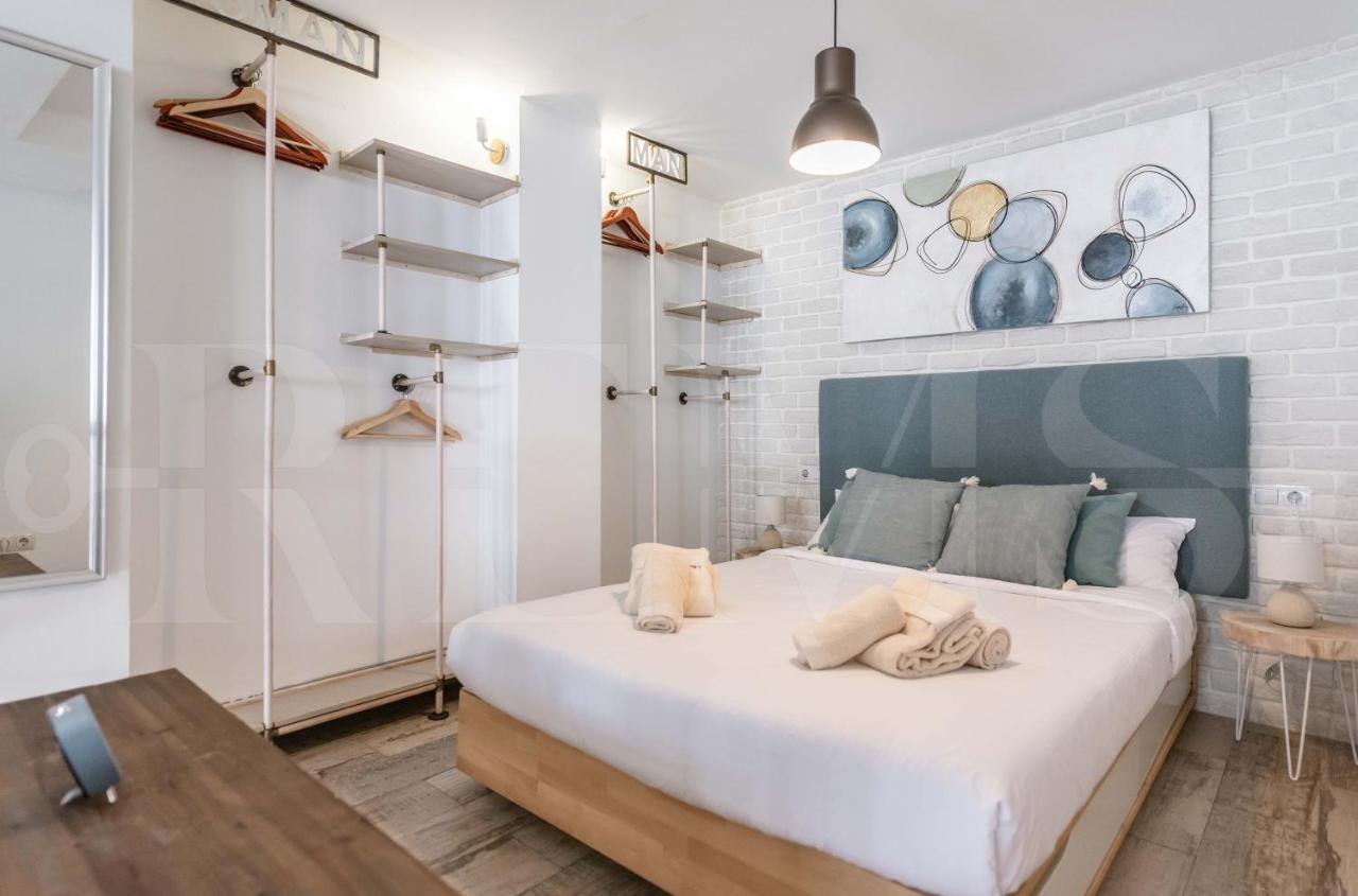 Bright Duplex Loft Next To The City Center By Rems مالقة المظهر الخارجي الصورة