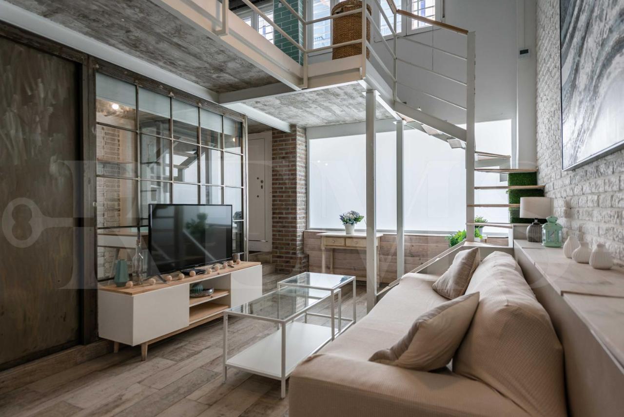 Bright Duplex Loft Next To The City Center By Rems مالقة المظهر الخارجي الصورة