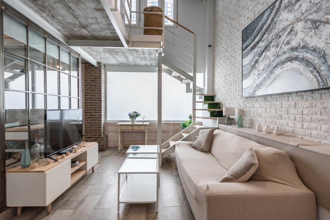 Bright Duplex Loft Next To The City Center By Rems مالقة المظهر الخارجي الصورة