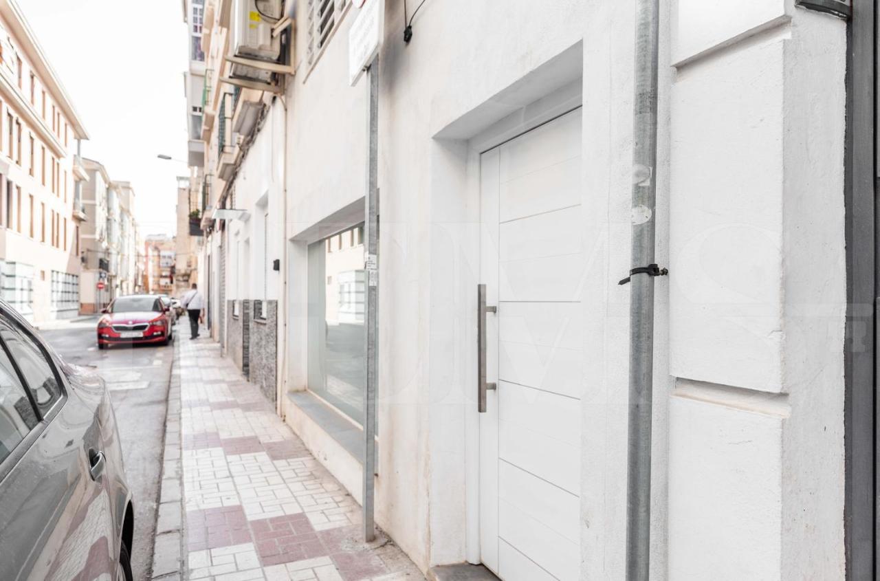 Bright Duplex Loft Next To The City Center By Rems مالقة المظهر الخارجي الصورة